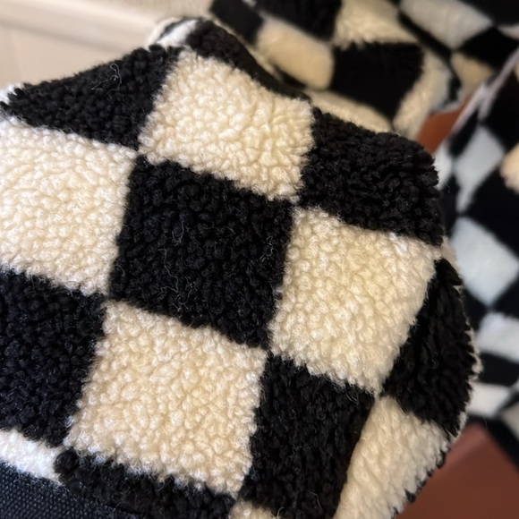 Checkered Sherpa Jacket by Pendleton x Urban Outfitters - Picture 6 of 8